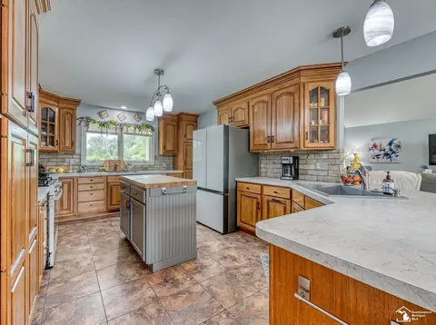 Kitchen - 4675 Secor, Ida, MI 48140 photo 4 of 5