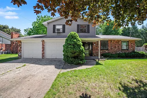 1870 W Packard, Saginaw, MI 48638