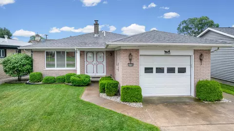 35758 Bal Clair, New Baltimore, MI 48047