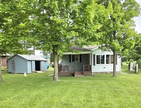 101 Riverside, Beaverton, MI 48612