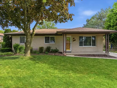 2497 Avalon, Troy, MI 48083