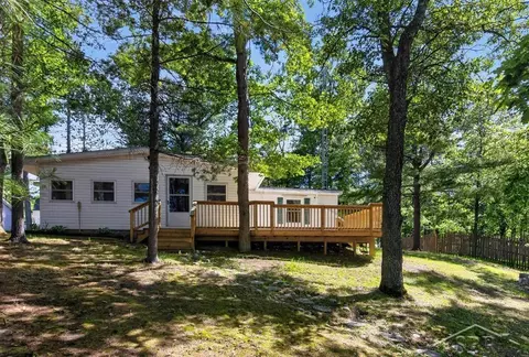 7059 Chain Lk, South Branch, MI 48761