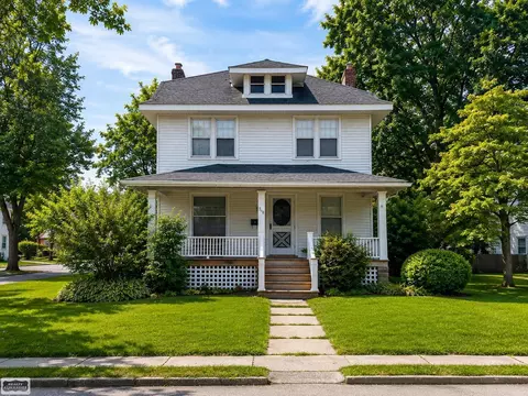 703 Smith, Algonac, MI 48001