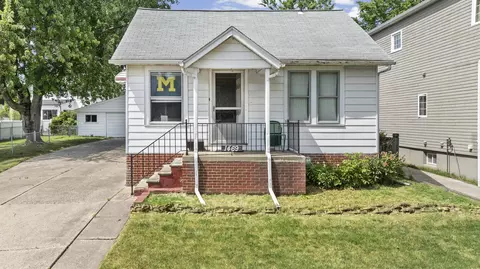 1469 Holland, Birmingham, MI 48009