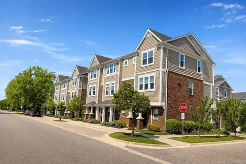3084 Kilmer, Troy, MI 48083
