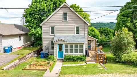 606 W Calverley, Houghton, MI 49931