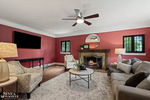 Living - 542 Lakepointe, Grosse Pointe Park, MI 48236 photo 1 of 3