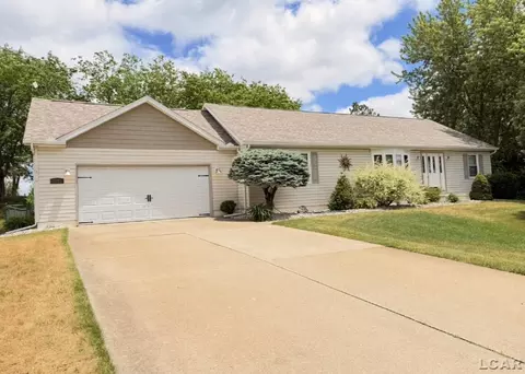 3101 Birch, Adrian, MI 49221