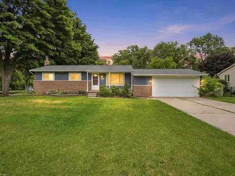 38450 Elmite, Harrison Township, MI 48045