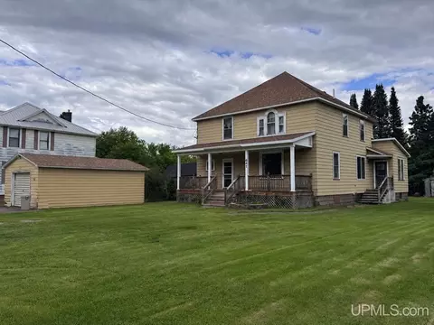 641 Kloman, Republic, MI 49879