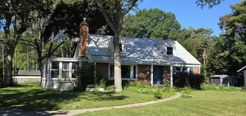 4579 Lakeshore, Fort Gratiot, MI 48059