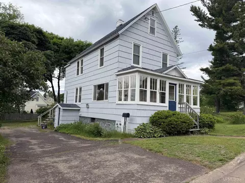 1006 2nd, Hancock, MI 49930