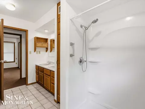 Bath - 9211 Folkert, Algonac, MI 48001 photo 3 of 3