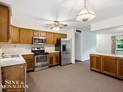 Kitchen - 9211 Folkert, Algonac, MI 48001 photo 6 of 6