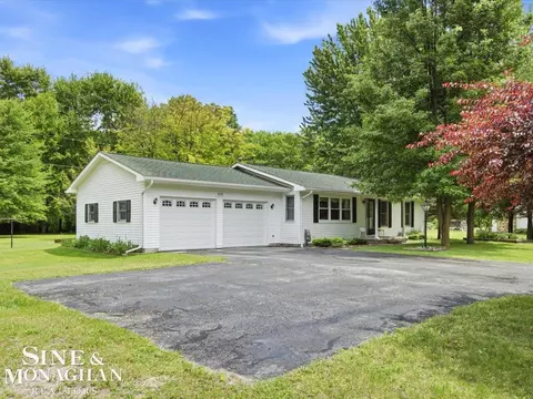 Exterior - 9211 Folkert, Algonac, MI 48001 photo 2 of 11