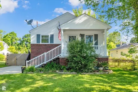 1303 Russel, Port Huron, MI 48060