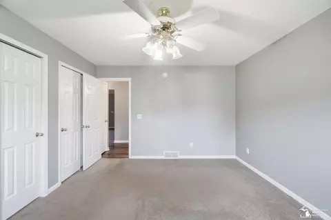 Bedroom - 1092 Cumberland, Temperance, MI 48182 photo 3 of 10