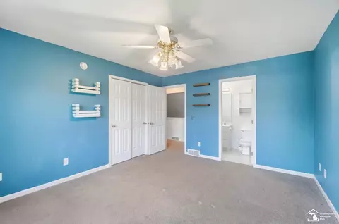Bedroom - 1092 Cumberland, Temperance, MI 48182 photo 6 of 10