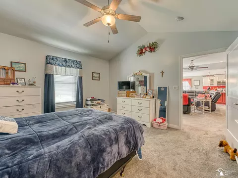 Bedroom - 5019 Skylark, Monroe, MI 48161 photo 4 of 5