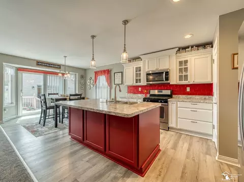 Kitchen - 5019 Skylark, Monroe, MI 48161 photo 1 of 3