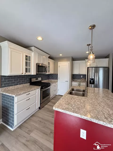Kitchen - 5019 Skylark, Monroe, MI 48161 photo 1 of 2