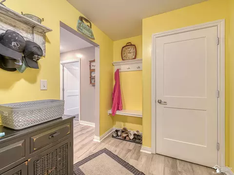 Entry Way - 5019 Skylark, Monroe, MI 48161 photo 4 of 4