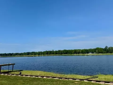 View/Area - 2925 Lakeshore, Gladwin, MI 48624 photo 1 of 15