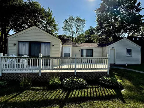 2925 Lakeshore, Gladwin, MI 48624