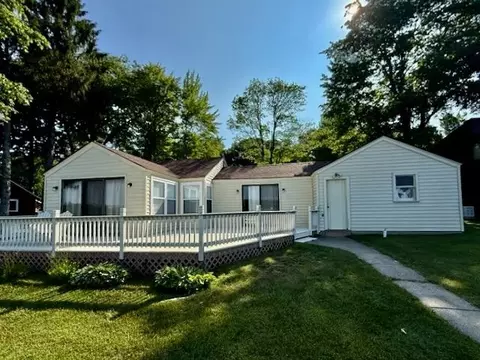 Other - 2925 Lakeshore, Gladwin, MI 48624 photo 2 of 5