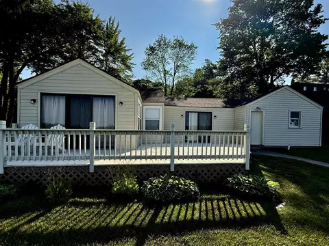 2925 Lakeshore, Gladwin, MI 48624