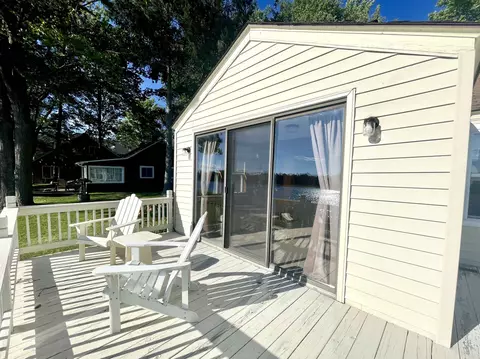 Exterior - 2925 Lakeshore, Gladwin, MI 48624 photo 3 of 5