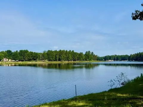 View/Area - 2925 Lakeshore, Gladwin, MI 48624 photo 4 of 15