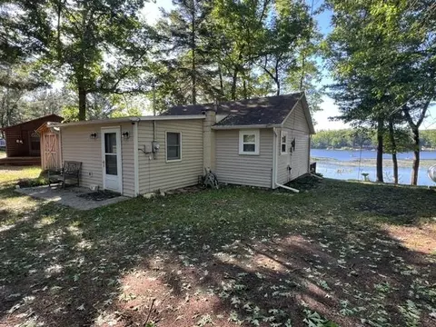 Exterior - 2820 Ridge, Harrison, MI 48625 photo 3 of 5