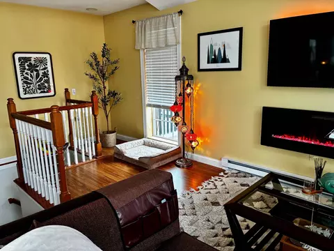 Living - 4338 Hamilton, Gladwin, MI 48624 photo 2 of 2