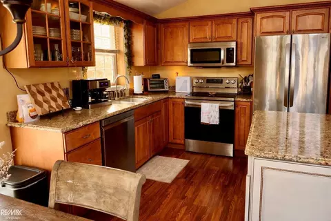 Kitchen - 4338 Hamilton, Gladwin, MI 48624 photo 2 of 2