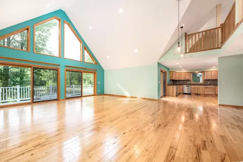 Living - 1365 E Shaffer, Hope, MI 48628 photo 3 of 7