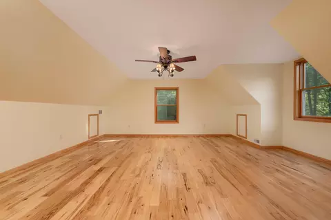 Bedroom - 1365 E Shaffer, Hope, MI 48628 photo 5 of 10