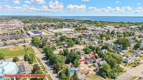 View/Area - 219 N 20th, Escanaba, MI 49829 photo 4 of 4
