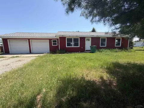 9881 Meadow, Farwell, MI 48622