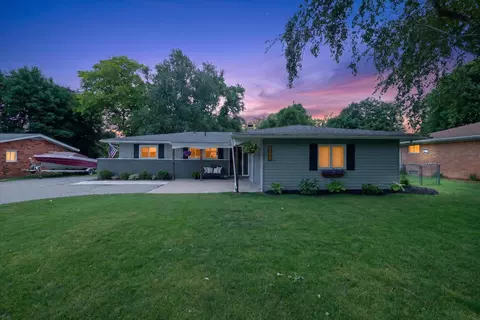 5845 Olympic, Waterford, MI 48329