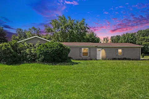 12725 Baldwin, Chesaning, MI 48616