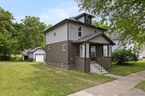Exterior - 138 E Robinson, Jackson, MI 49203 photo 10 of 11