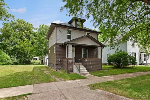 Exterior - 138 E Robinson, Jackson, MI 49203 photo 8 of 11