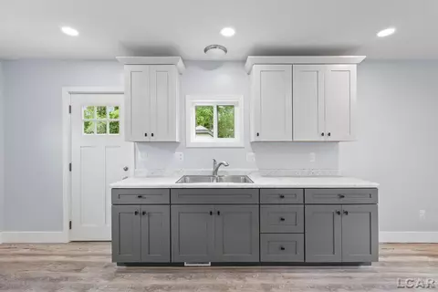 Kitchen - 138 E Robinson, Jackson, MI 49203 photo 1 of 1