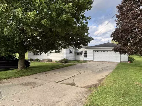 3320 Rangeline, Deckerville, MI 48427
