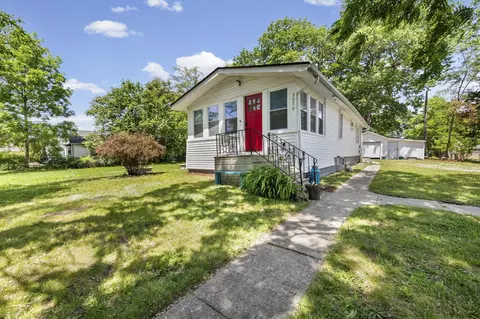 3070 Grove, Keego Harbor, MI 48320