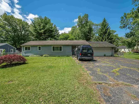 7701 Southmoor, Monroe, MI 48161