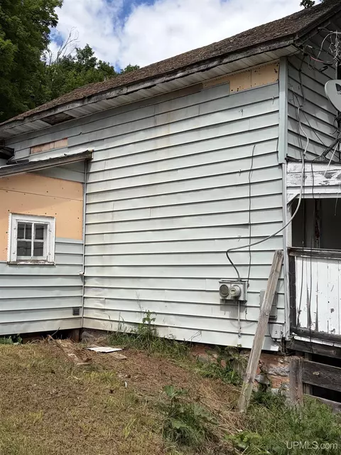 Exterior - 6365 County Road Pb, Ishpeming, MI 49849 photo 2 of 2