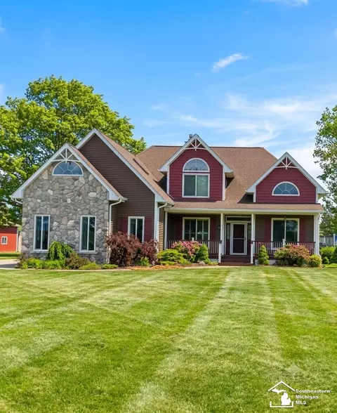 13310 Armstrong, South Rockwood, MI 48179