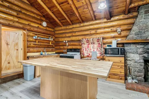 Kitchen - 38140 County Road 581, Ishpeming, MI 49849 photo 1 of 1